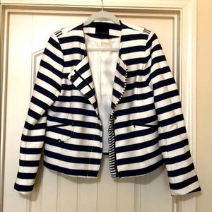 Unique Banana republic navy and cream jacket.